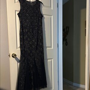 Elegant Navy Blue Sleeveless gown